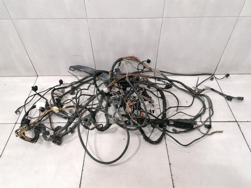 Mercedes SL500 R230 Wiring Loom A2305408809 Harness M113 ENGINE BAY