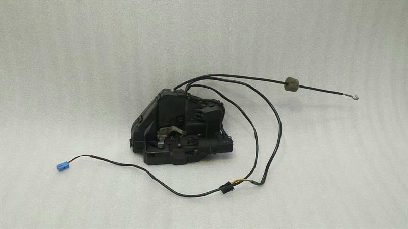Mercedes E Class W211 RRH door lock A2117301235 door lock rear right keyless