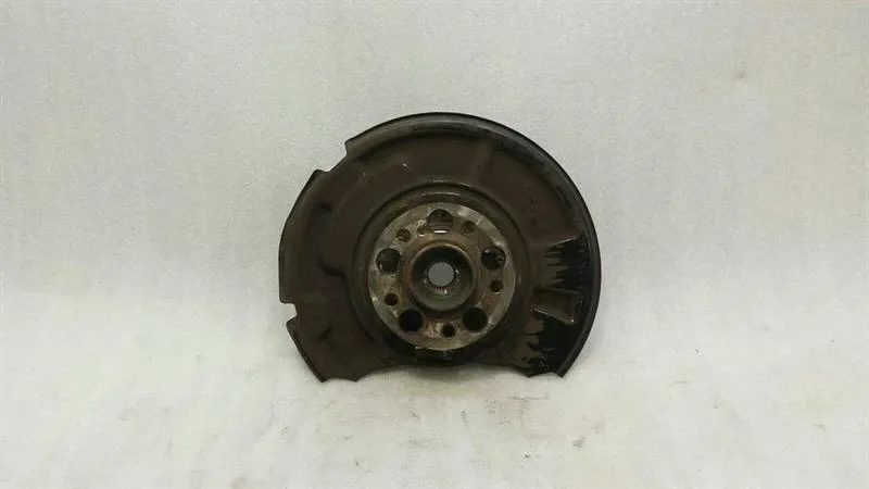 Mercedes E63 W211 Right Rear Hub A2113504608 Wheel Bearing Housing Rear Right