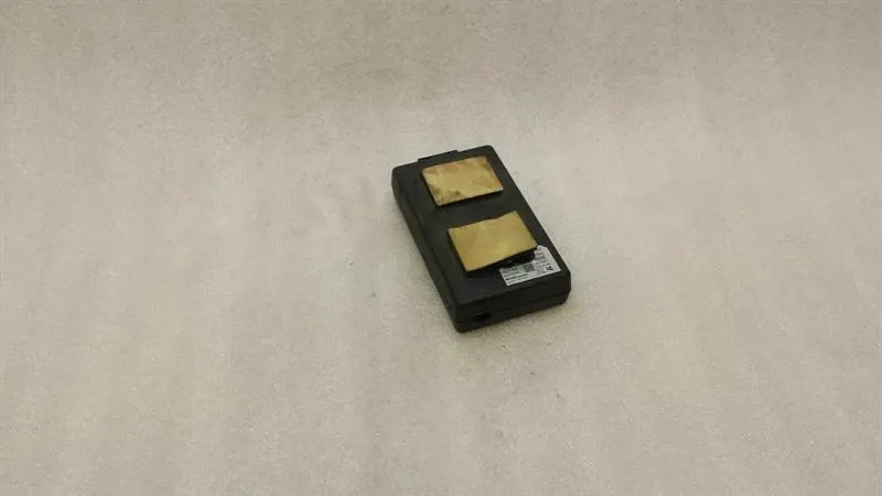 Mercedes E Class W211 IPOD interface module B67824252 control unit