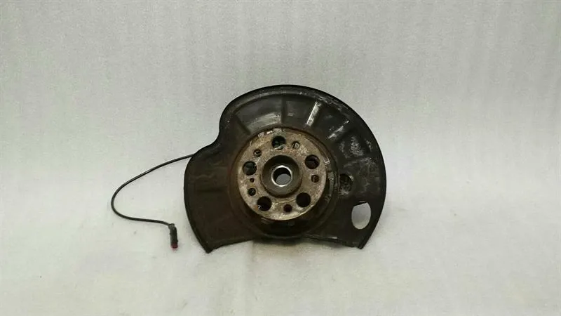 Mercedes S-Class W221 RLH Hub A2213502108 Wheel Bearing Housing Rear Left