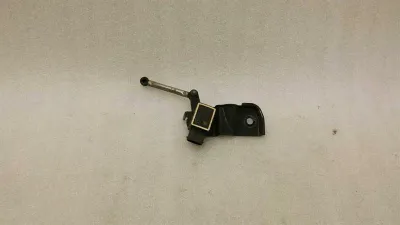 Mercedes S-Class W221 Front Right Xenon Level Sensor A0105427717 Level Sensor
