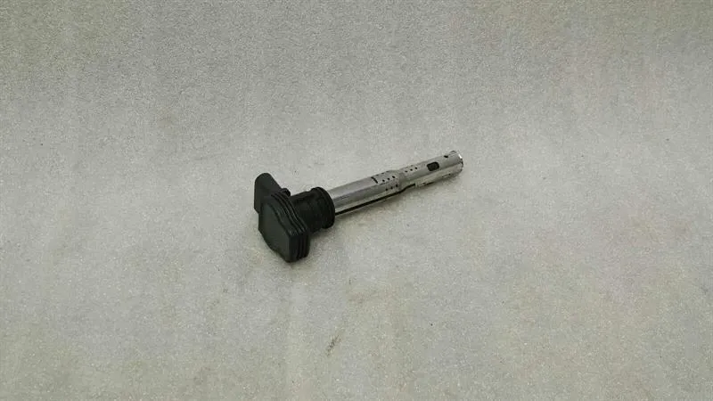 Audi S3 8P Injector 07K905715F Injection Nozzle 2.0 TFSI
