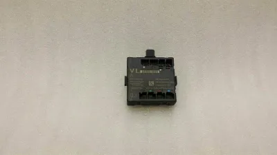 Mercedes E Class W212 FLH door module A2129004014 door control unit front left