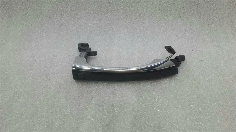 Mercedes CLS W219 RRH door handle A2197600470 door handle rear right keyless GO.