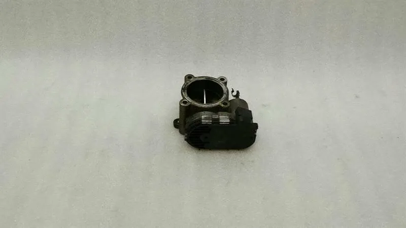 Mercedes CLS W219 Throttle Body A6420900270 Throttle Body OM642