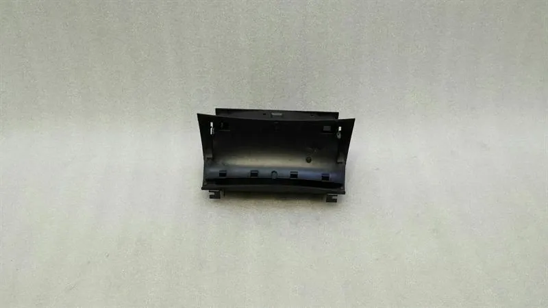 Mercedes CLS W219 W211 Ashtray A2116802852 Ashtray