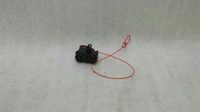 Audi A4 8K Fuel Cap Actuator 8K0862153H Fuel Cap Actuator
