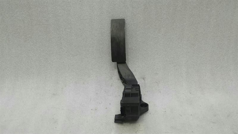Mercedes A Class W176 RHD Gas Pedal (Electrical) A2463001804 Right Hand Drive