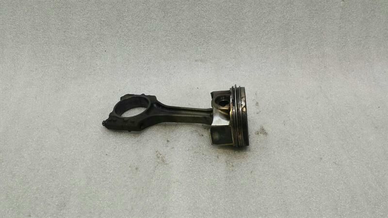 Audi S3 8V Piston Conrod 06K107065F Piston 2.0 TFSI