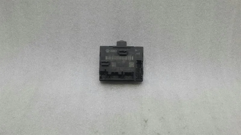 Audi S5 8T left door module 8T0959793D door control unit left