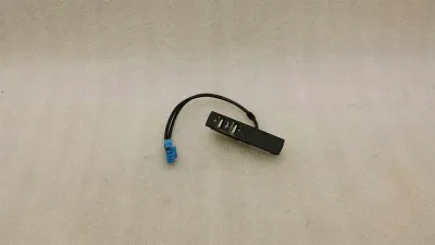 MERCEDES S-CLASS W222 USB INPUT A2228200915 USB SOCKET