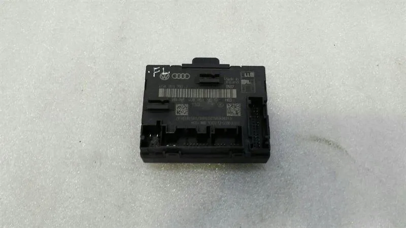Audi A6 4G front left door module 4G8959792G door control unit front left