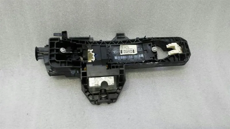 Mercedes E Class W207 FRH door handle carrier A2077601440 door handle carrier front
