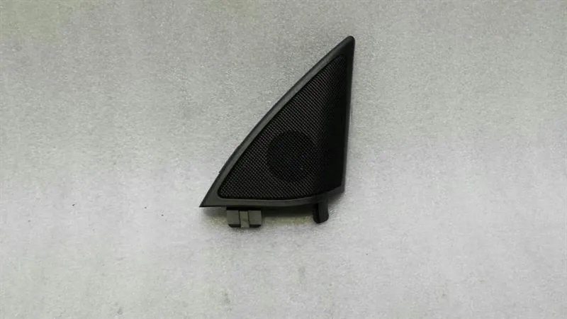 Mercedes E Class W207 Front Right Tweeter A2077200411 Front Right Speaker