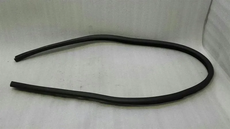 Mercedes E Class W207 Right Door Seal A2076920476 Right Door Seals