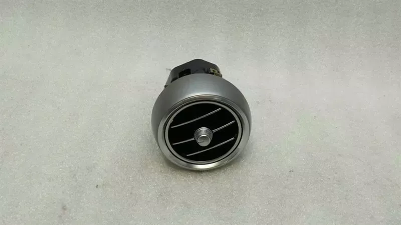 Mercedes C Class W205 Air Vent A2058300301 Ventilation Nozzle Vent Grille