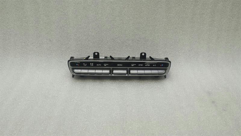 Mercedes C Class W205 Auto Climate Control A2059058813 Climate Control Panel
