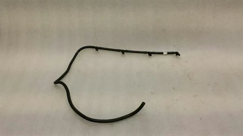 Mercedes C Class W205 Fuel Line A6510700132 Fuel Line