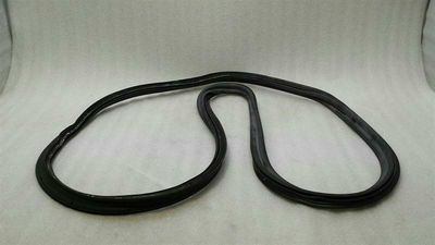 Mercedes C Class W205 Saloon Boot Lid Seal A2057502900 Tailgate Seal