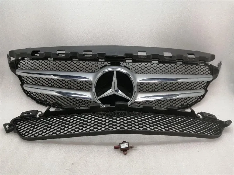 Mercedes C Class W205 front grille A2058880160 radiator grille