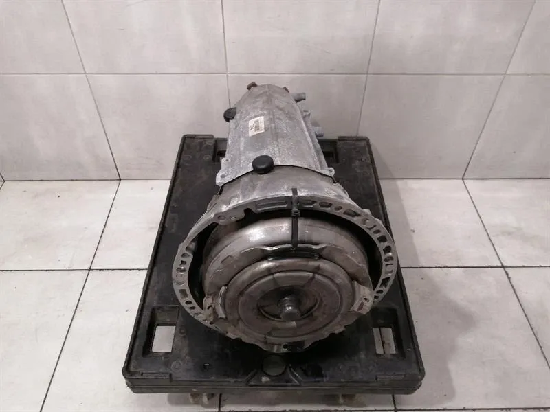 Mercedes C Class W205 Car Gearbox A2052706601 Transmission 722.908 OM651