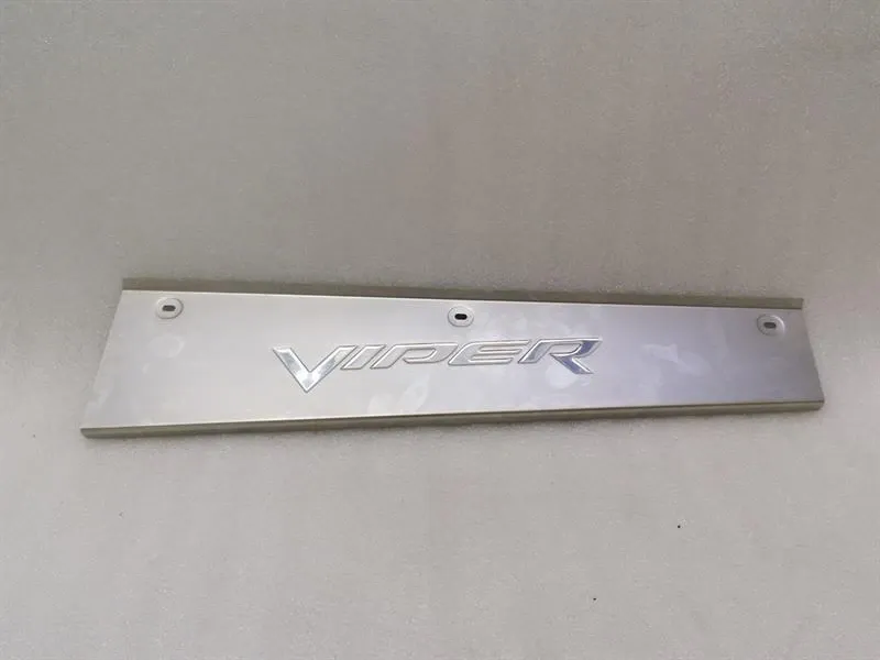 Dodge Viper SRT-10 8.3 Right Door Sill 82208805AC Right Door Sill Trim Right