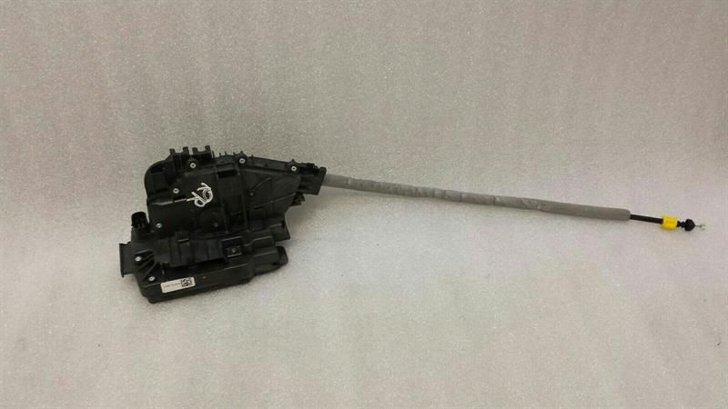 Mercedes C Class W205 rear right door lock A0997304200 door lock rear right