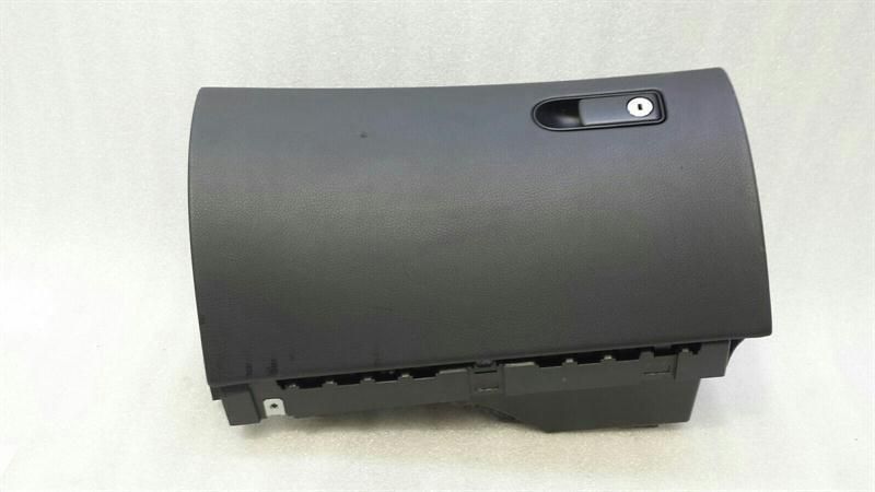 Mercedes C Class W205 RHD Glovebox A2056800198 Right Handlebar