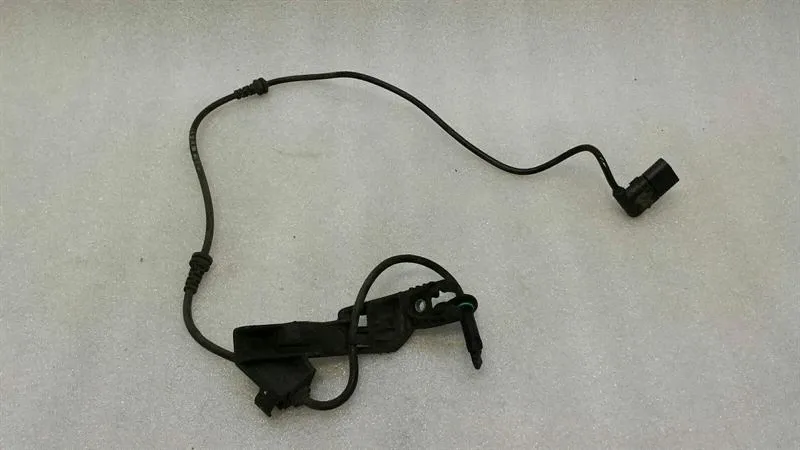 Mercedes C Class W205 FLH A.B.S Sensor A2059058103 ABS Sensor Front Left