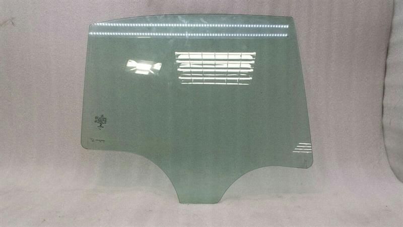 Mercedes C Class W205 RRH Door Glass A2057350110 Door Window Rear Right C220