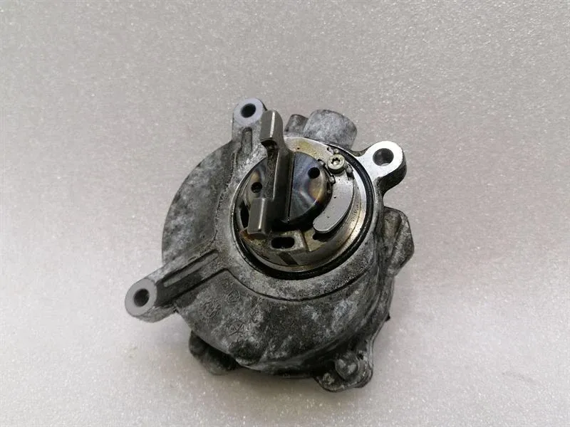 Rolls Royce Ghost Series II 2 Vacuum Pump 11667635658 Vacuum Pump