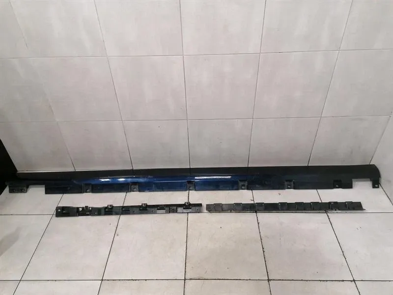 Rolls Royce Ghost Series II 2 Side Skirt 51777199106 RIGHT Side Skirts
