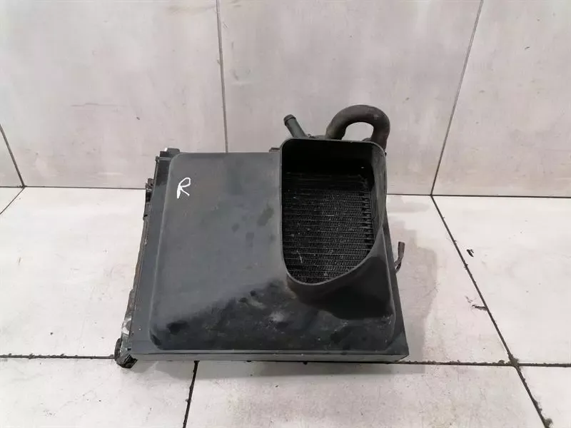 BENTLEY ARNAGE T RADIATOR RHS RIGHT PF102042PC PG112383PB Water Cooler
