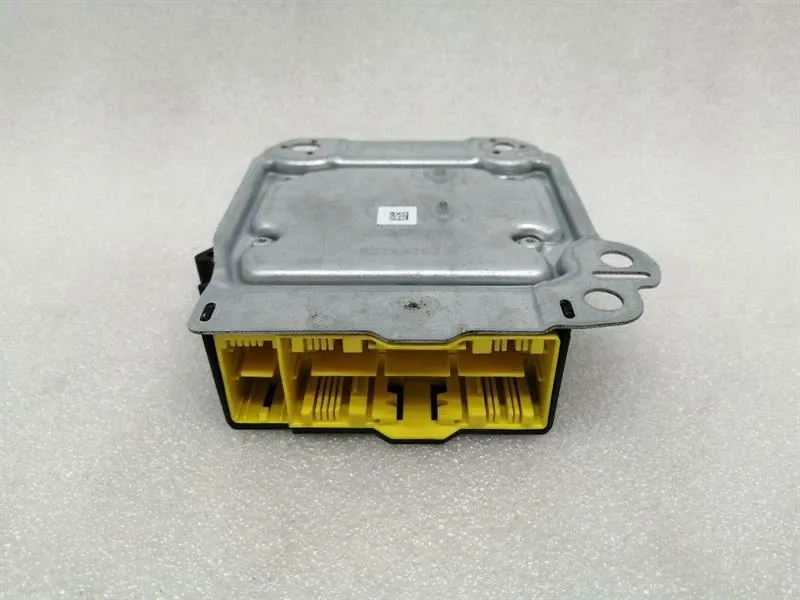 Jeep Grand Cherokee WW2 MK4 Safety Module ECU 68250907AB Air Control Unit SRS