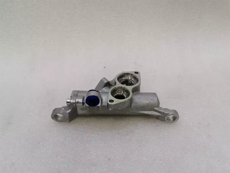 Ferrari Purosangue F175 Thermostat Housing 316675 OIL THERMOSTAT HOUSING