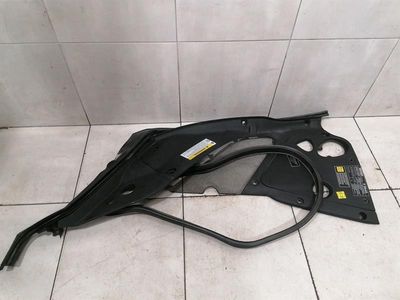 Ferrari 812 Superfast F152M Right Engine Compartment Cover 89188200 Right Hand Drive