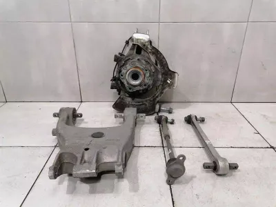 Ferrari F12 Berlinetta F152 Left Rear Hub 294850 Wheel Bearing Case Rear Left