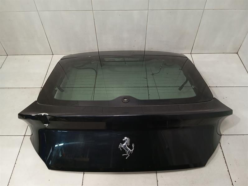 Ferrari FF F151 boat Lid 84025411 tailgate WITH DEFECT
