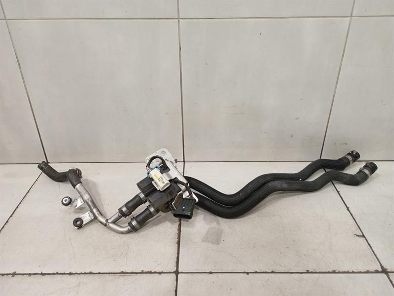 Ferrari FF F151 Valve 67635900 Valve HEATER VALVE