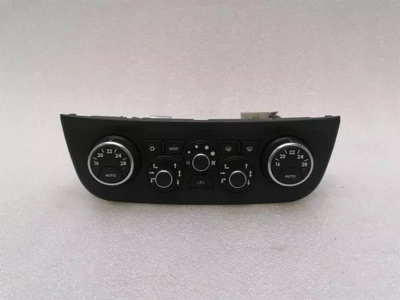 Ferrari FF F151 Auto Climate Control 82299100 Climate Control Panel A/C
