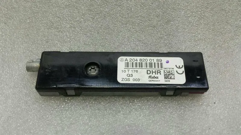 Mercedes C Class W204 Aerial / Antenna A2048200189 Antenna Amplifier