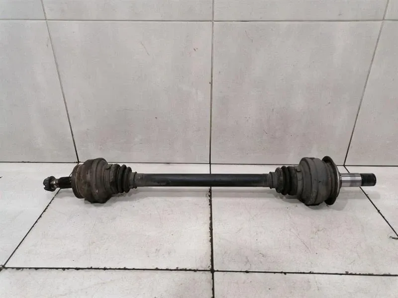 Mercedes C W204 Drive Shaft Rear Right A2043501610 Rear Right Drive Shaft
