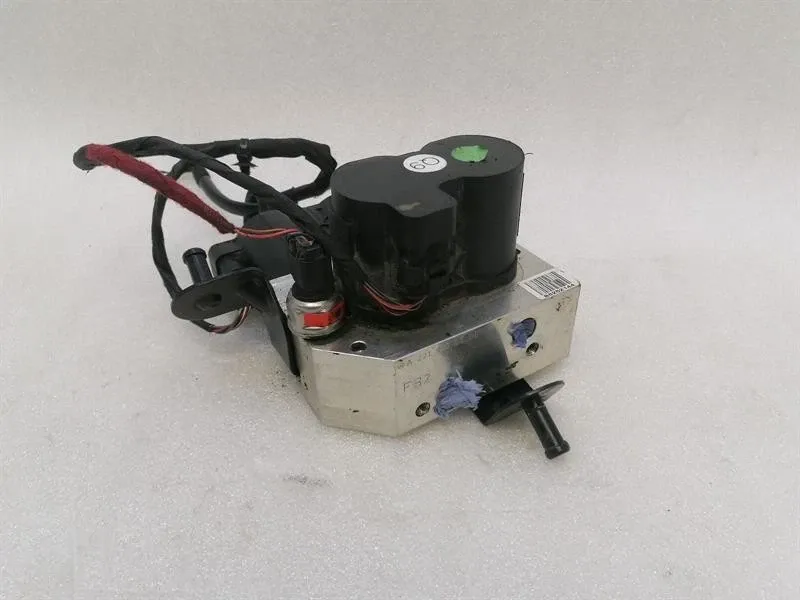 Mercedes W221 rear ABC suspension valve A2213201058 rear air suspension valve