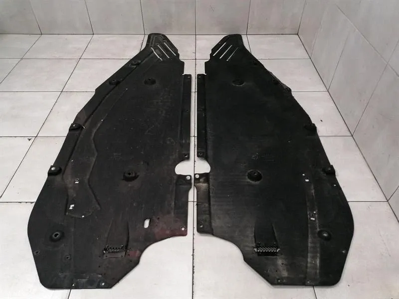 Ferrari 812 Superfast Undertray 88084100 Underfloor Trim Set