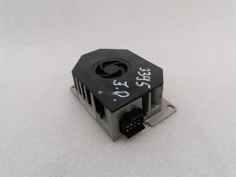 Mercedes E Class W212 Amplifier A2118705189 Amplifier LOGIC 7 HK