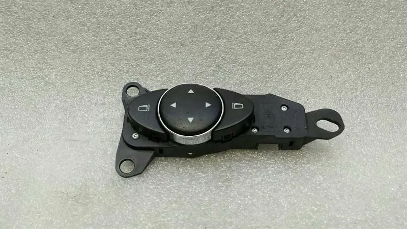 Mercedes CLS 63 AMG W219 Mirror Adjustment Switch A2118215779 Mirror Switch