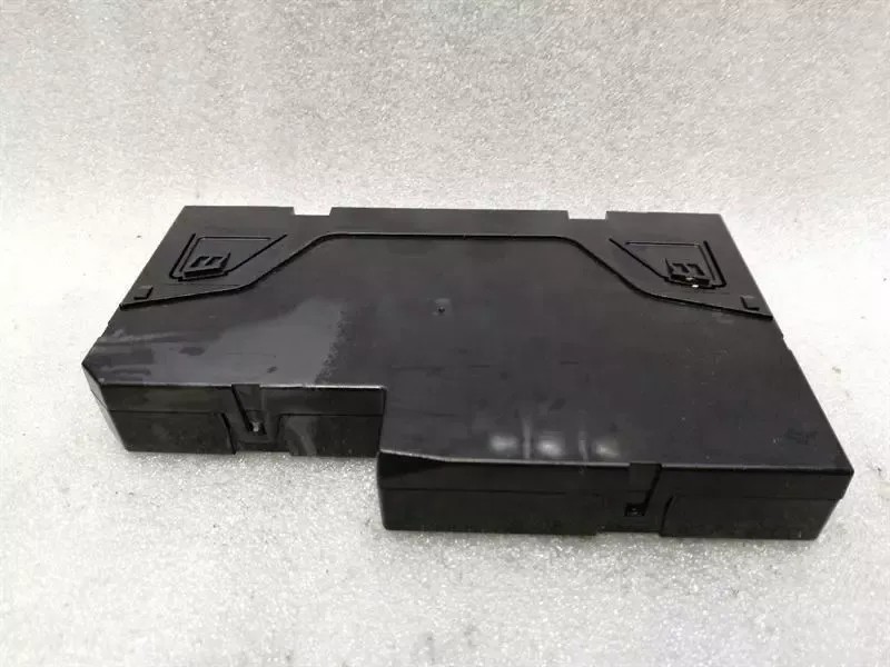 Mercedes E Class W212 W218 Fuse Box A2129001406 Fuse Box
