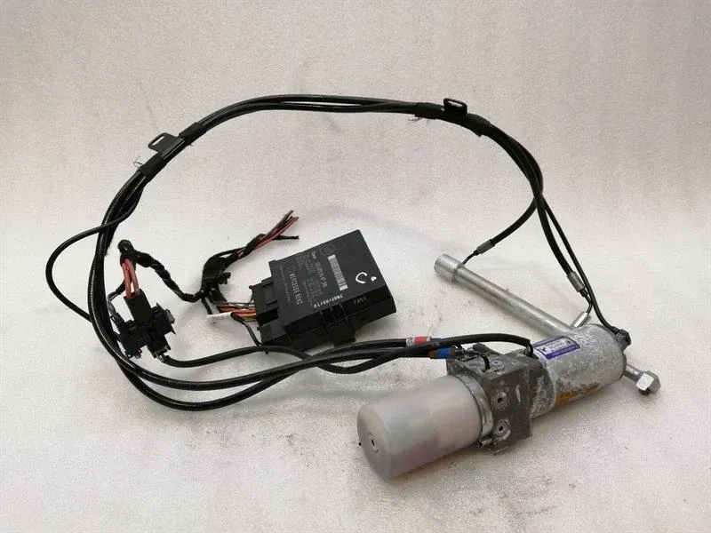 UNTESTED!!  Mercedes CL W216 boat lid hydraulic pump A2168000148 tailgate pump