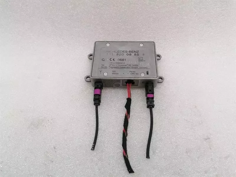 Mercedes CLS W219 Electronic Module A2118200885 Control Unit